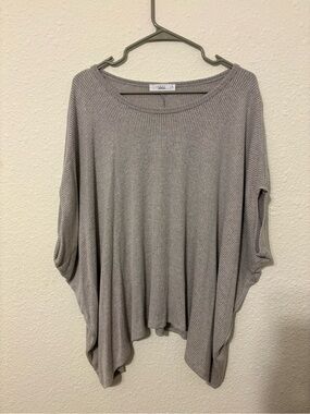🔴3/$10- Shop Talulah Lightweight Ribbed Grey Tunic Top